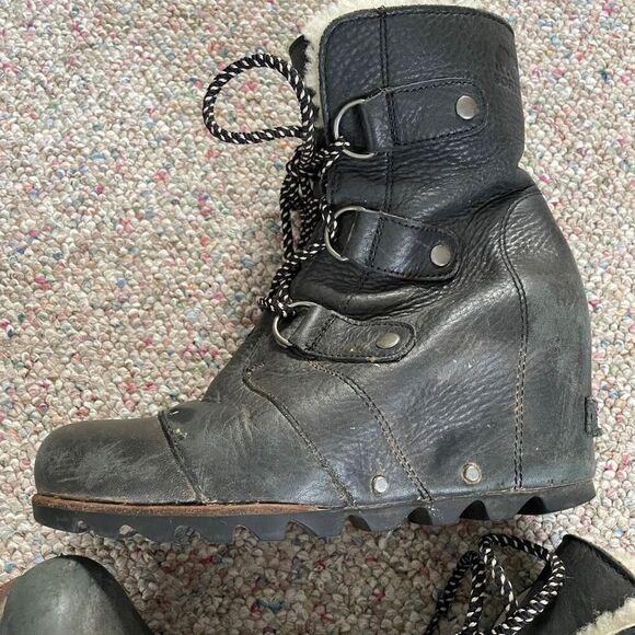 Sorel Joan of Arctic Wedge Leather Boots Fur Lined RARE - Picture 9 of 9